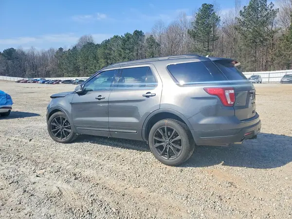 1FM5K7D87JGA11543 2018 FORD EXPLORER - Image 2