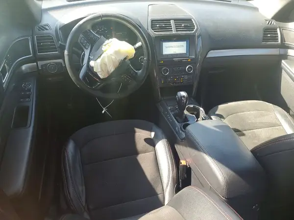 1FM5K7D87JGA11543 2018 FORD EXPLORER - Image 8