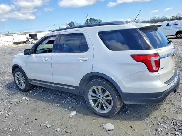 1FM5K7D87JGA23319 2018 FORD EXPLORER - Image 2