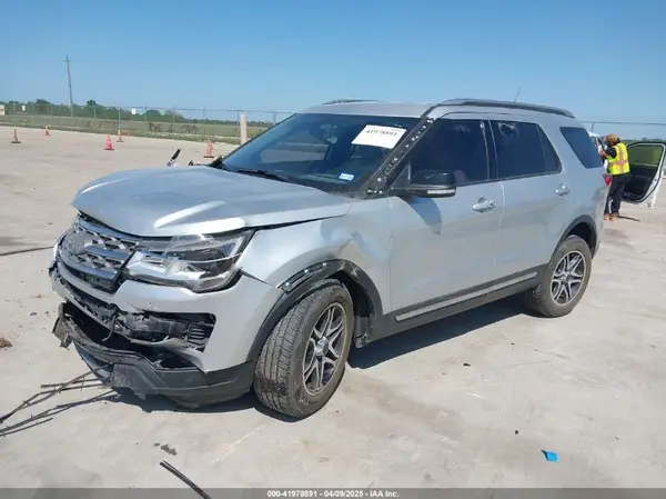 1FM5K7D87JGB43038 2018 FORD EXPLORER - Image 2