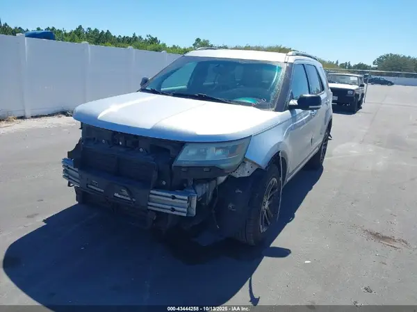 1FM5K7D88GGA42454 2016 FORD EXPLORER - Image 2