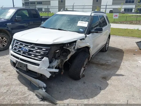 1FM5K7D88GGA61800 2016 FORD EXPLORER - Image 2