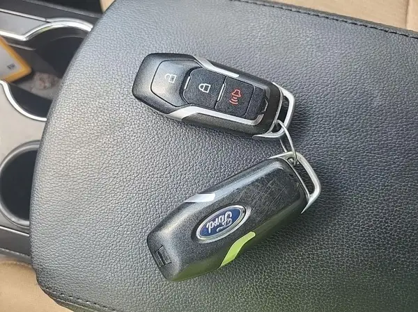 1FM5K7D88GGA75616 2016 FORD EXPLORER - Image 2