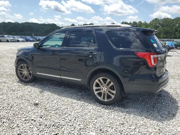 1FM5K7D88HGA01422 2017 FORD EXPLORER - Image 2
