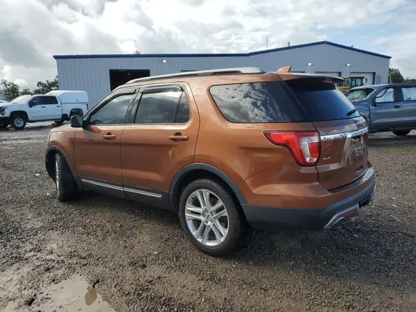 1FM5K7D88HGA01890 2017 FORD EXPLORER - Image 2