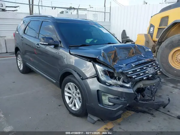 1FM5K7D88HGA16373 2017 FORD EXPLORER - Image 1