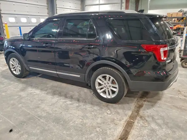 1FM5K7D88HGA76377 2017 FORD EXPLORER - Image 2