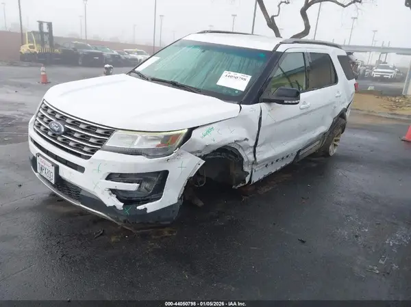 1FM5K7D88HGA88044 2017 FORD EXPLORER - Image 2