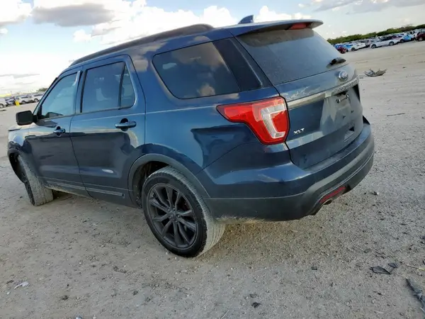 1FM5K7D88HGB20815 2017 FORD EXPLORER - Image 2