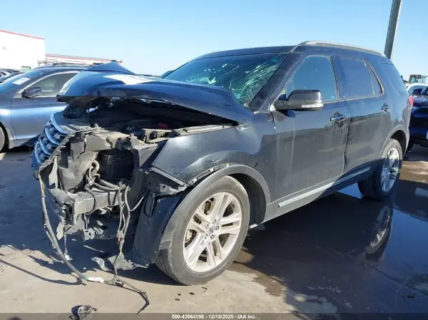 1FM5K7D88HGB21107 2017 FORD EXPLORER - Image 2