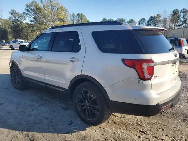1FM5K7D88HGB43429 2017 FORD EXPLORER - Image 2