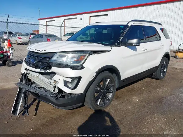 1FM5K7D88HGB45617 2017 FORD EXPLORER - Image 2