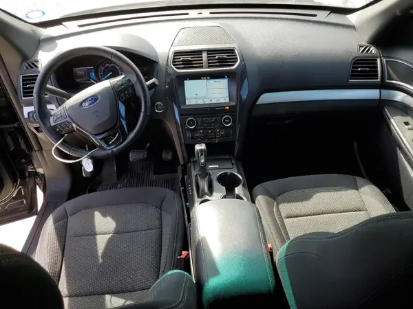 1FM5K7D88HGB70100 2017 FORD EXPLORER - Image 8