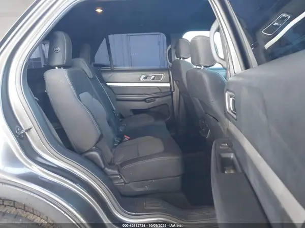 1FM5K7D88HGB70890 2017 FORD EXPLORER - Image 8