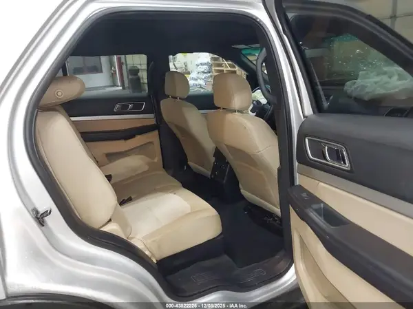 1FM5K7D88HGB76558 2017 FORD EXPLORER - Image 8