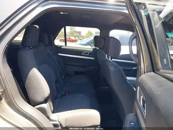 1FM5K7D88HGB91836 2017 FORD EXPLORER - Image 8