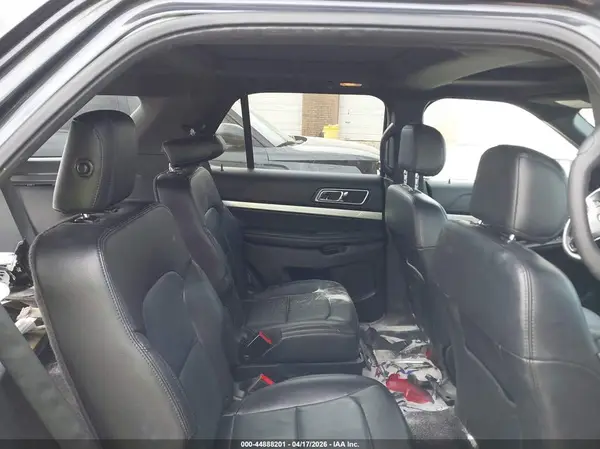 1FM5K7D88HGC02592 2017 FORD EXPLORER - Image 8