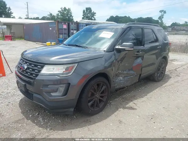 1FM5K7D88HGC12460 2017 FORD EXPLORER - Image 2
