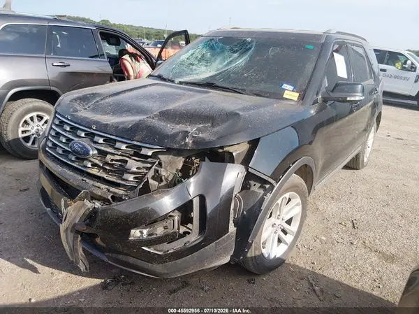 1FM5K7D88HGC13172 2017 FORD EXPLORER - Image 2