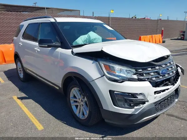 1FM5K7D88HGD04121 2017 FORD EXPLORER - Image 1