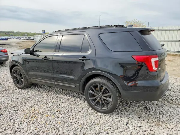 1FM5K7D88HGD04393 2017 FORD EXPLORER - Image 2