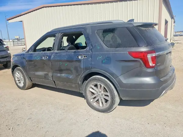 1FM5K7D88HGD53688 2017 FORD EXPLORER - Image 2