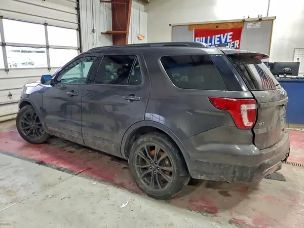 1FM5K7D88HGD82432 2017 FORD EXPLORER - Image 2