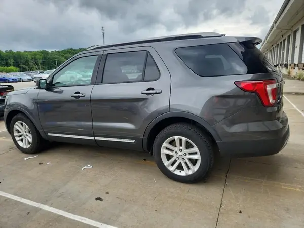 1FM5K7D88HGD82866 2017 FORD EXPLORER - Image 2