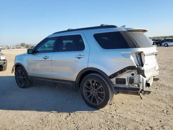 1FM5K7D88HGD85797 2017 FORD EXPLORER - Image 2