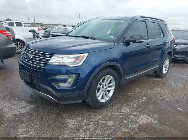 1FM5K7D88HGD86352 2017 FORD EXPLORER - Image 2