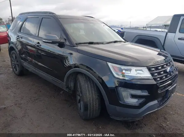 1FM5K7D88HGD89302 2017 FORD EXPLORER - Image 1