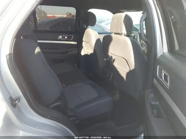 1FM5K7D88HGD90398 2017 FORD EXPLORER - Image 8