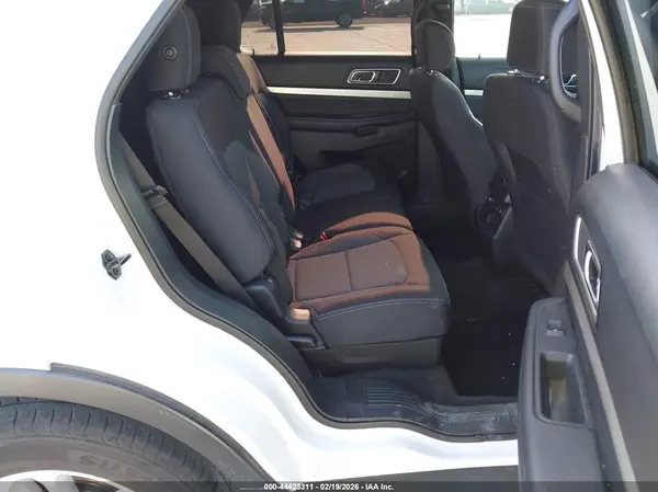 1FM5K7D88HGE22704 2017 FORD EXPLORER - Image 8