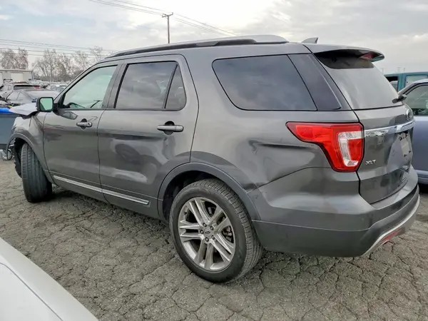 1FM5K7D88HGE29295 2017 FORD EXPLORER - Image 2