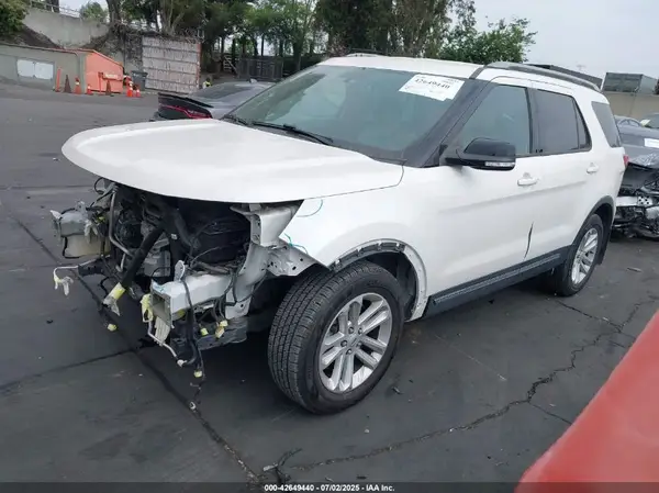 1FM5K7D88HGE29524 2017 FORD EXPLORER - Image 2