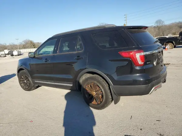 1FM5K7D88HGE41205 2017 FORD EXPLORER - Image 2
