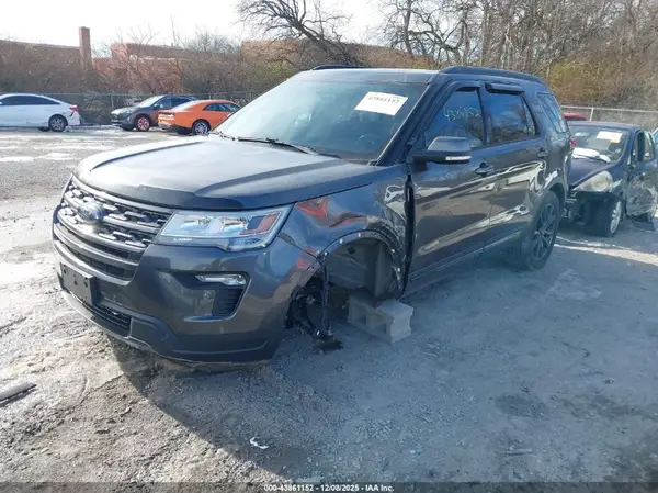 1FM5K7D88JGA12975 2018 FORD EXPLORER - Image 2
