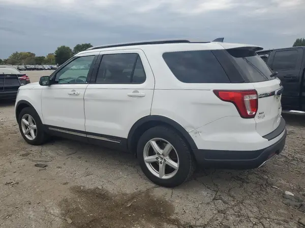 1FM5K7D88JGA18159 2018 FORD EXPLORER - Image 2
