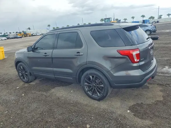 1FM5K7D88JGA52313 2018 FORD EXPLORER - Image 2