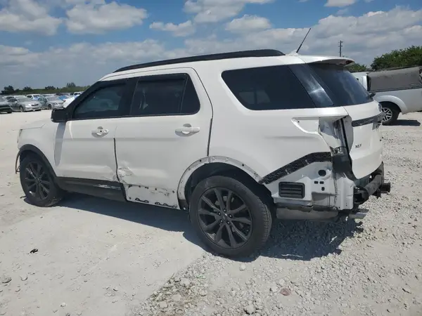 1FM5K7D88JGA87207 2018 FORD EXPLORER - Image 2
