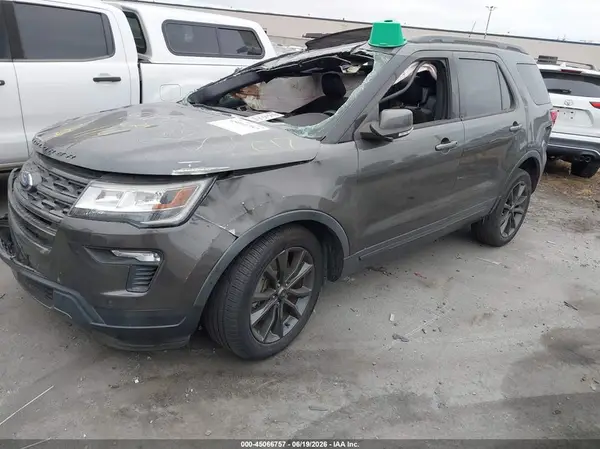 1FM5K7D88JGB31822 2018 FORD EXPLORER - Image 2