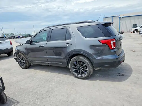 1FM5K7D88JGC26655 2018 FORD EXPLORER - Image 2