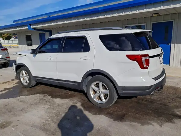 1FM5K7D88JGC90758 2018 FORD EXPLORER - Image 2