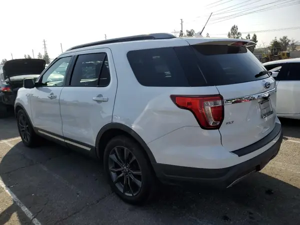 1FM5K7D88KGB09076 2019 FORD EXPLORER - Image 2
