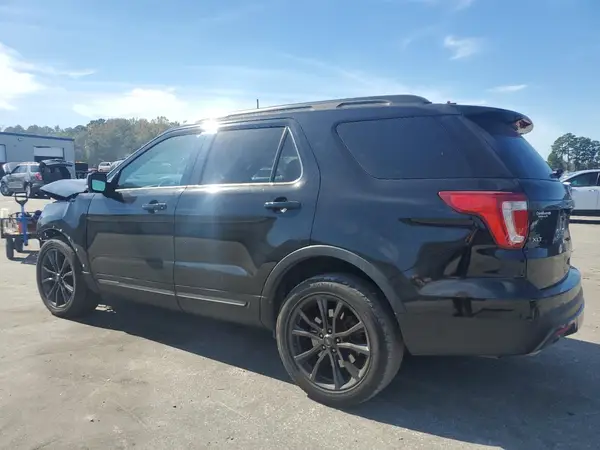 1FM5K7D89HGA20156 2017 FORD EXPLORER - Image 2