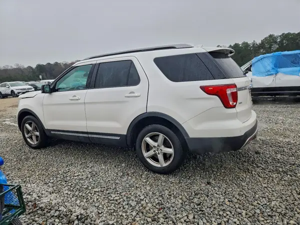 1FM5K7D89HGA31786 2017 FORD EXPLORER - Image 2