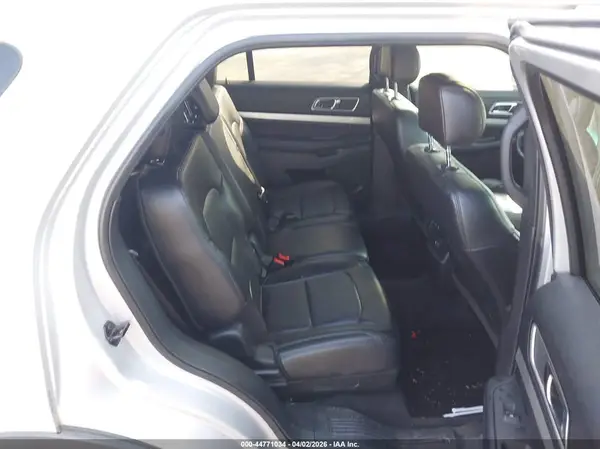 1FM5K7D89HGA45932 2017 FORD EXPLORER - Image 8