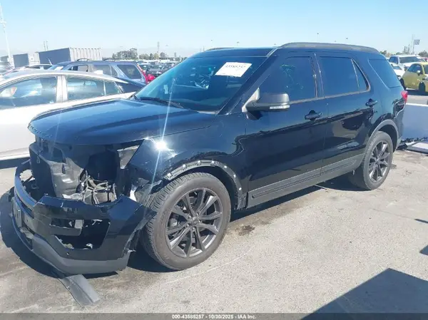 1FM5K7D89HGA70474 2017 FORD EXPLORER - Image 2