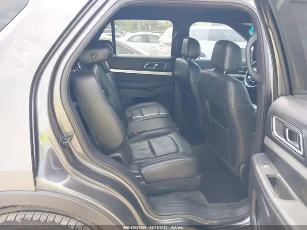 1FM5K7D89HGB14070 2017 FORD EXPLORER - Image 8