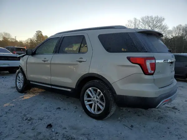 1FM5K7D89HGB18958 2017 FORD EXPLORER - Image 2